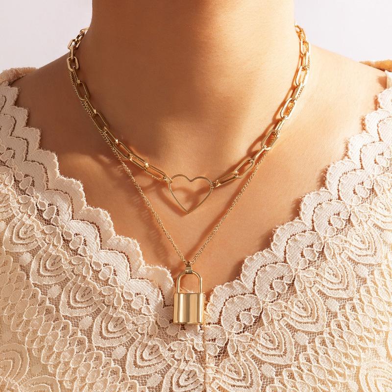 Hollow Heart Multilayer Geometry Thick Sweater Chain Fashion Jewelry Gift Chain Heart Trendy Lock Pendant Necklace for Women