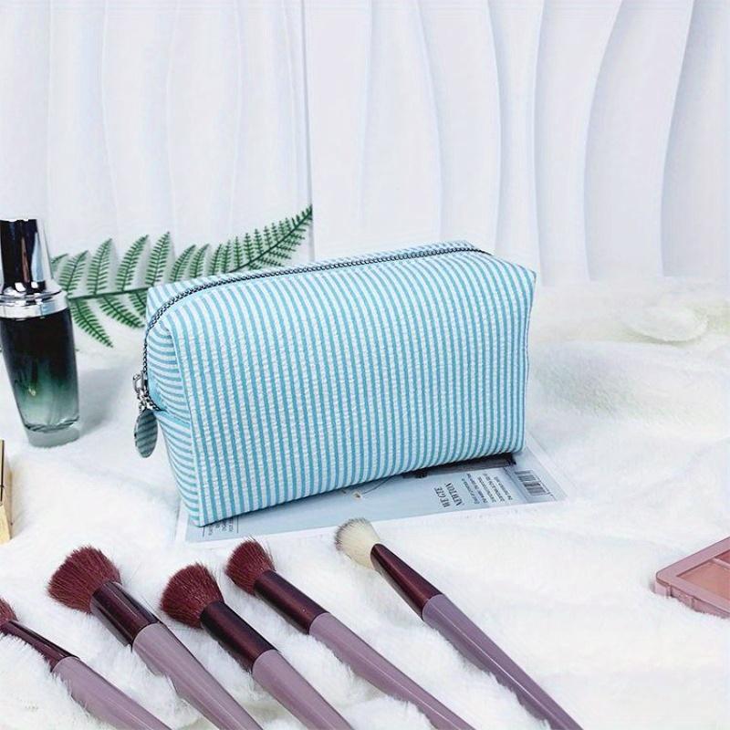 Fashion Women Ruffle Cosmetic Bags Striped Storage Make Up Bags for Women Lady with Zipper Travel Bag Makeup Bag