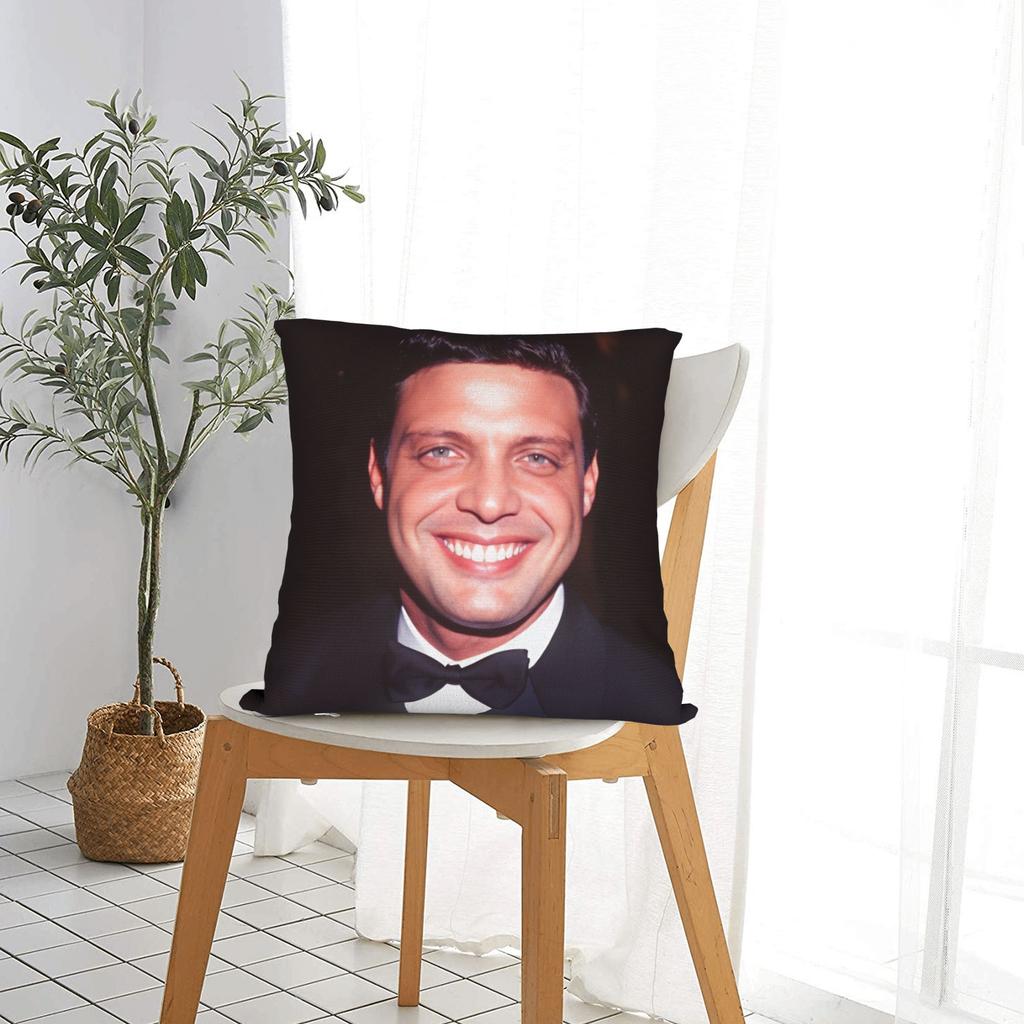 Mexican Singer L-Luis Miguel Pillowcases Retro Trendy Pillow Case For Sofa Home Decoration Comfy Pillow Cover
