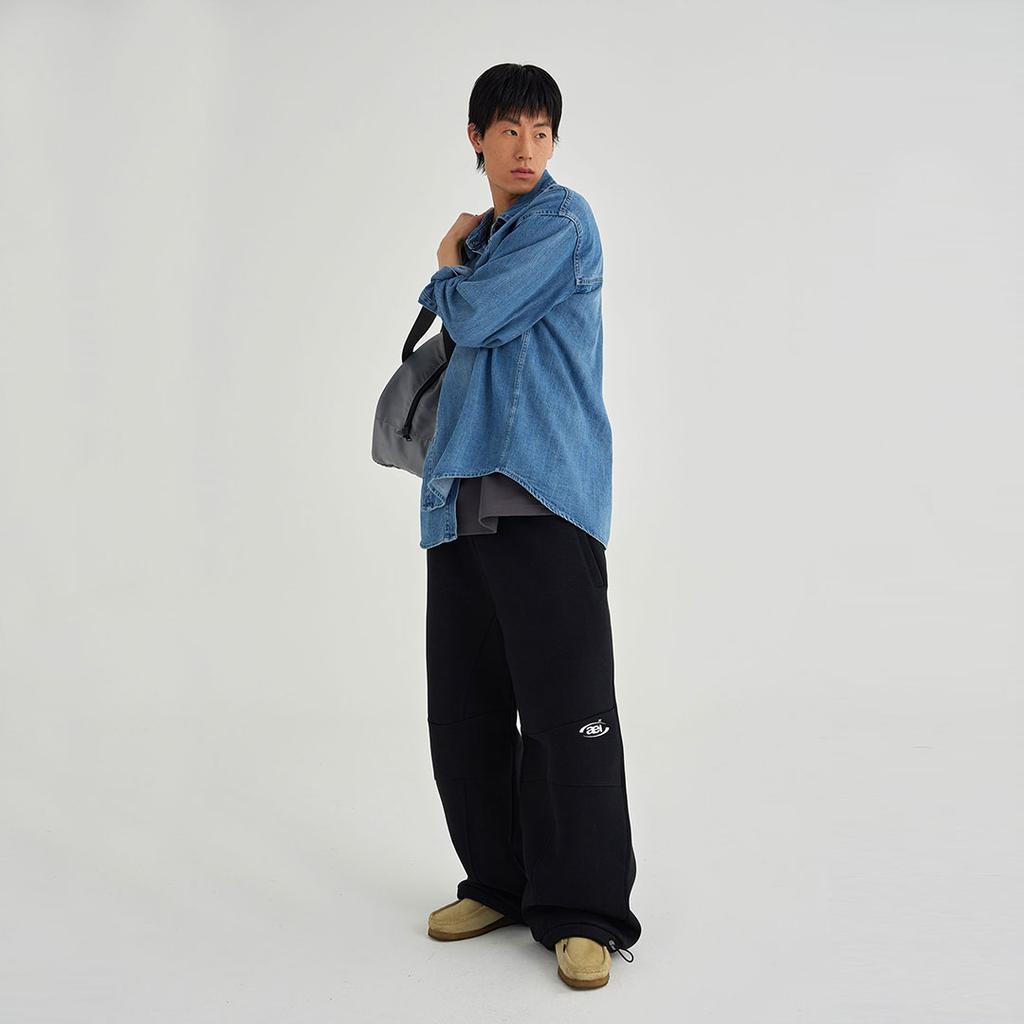 AEIAEIAE Symbol Logo Jogger Pants [Black]