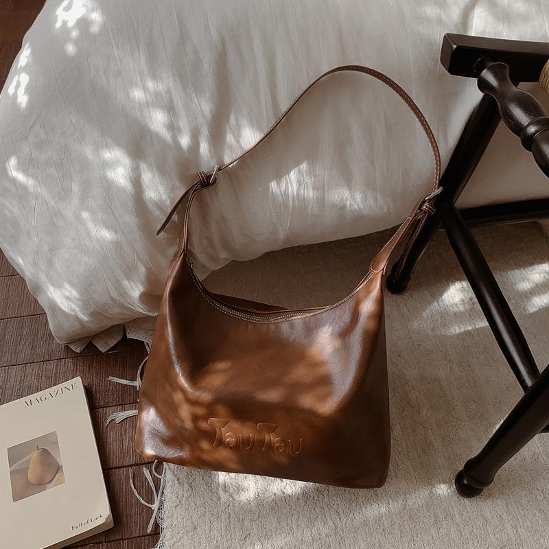 Winter new simple and high-value fashionable large-capacity shoulder bag commuter bag retro trendy small square bag