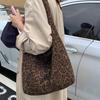 Koreanische Tragetasche aus Canvas mit Leopardenmuster - Herbst/Winter Casual-Stil, Schultertasche mit großem Fassungsvermögen