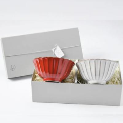 Pair of Red and White Rice Gift Fuga of Rice Bowls Moon K-ai Bowls, Boxed, (Pair (Red & White))