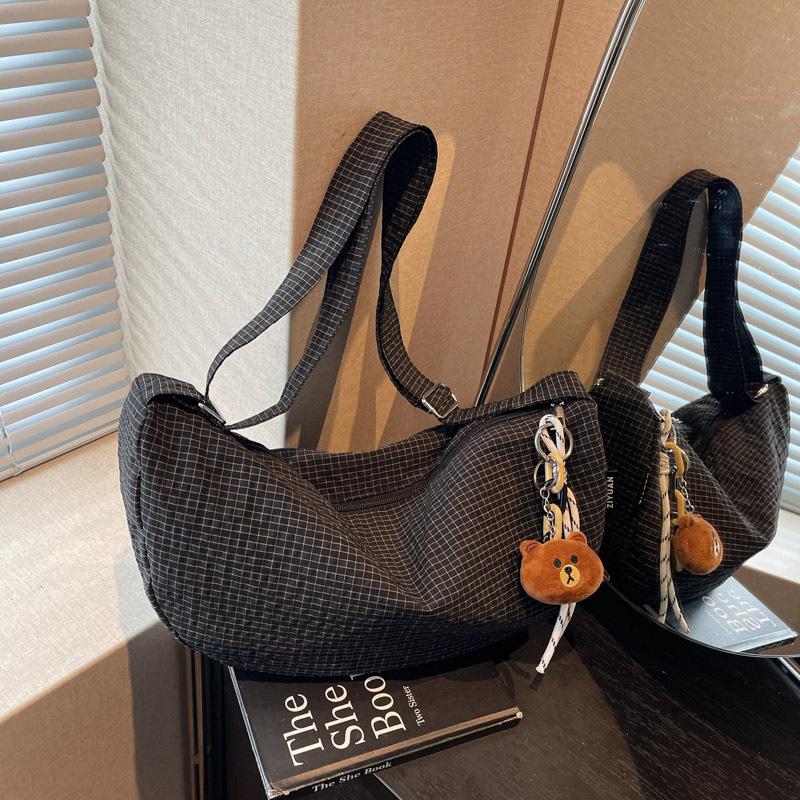 Autumn New Personality Simple Fashion Trend Shoulder Messenger Bag 2025 Casual Women Foreign Style Large Capacity Bag