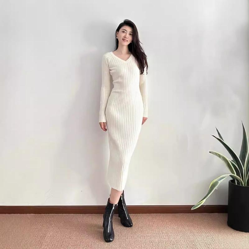 Sweater skirt over the knee women's autumn and winter new base inner collar slim-fitting long sweater skirt over the knee long skirt