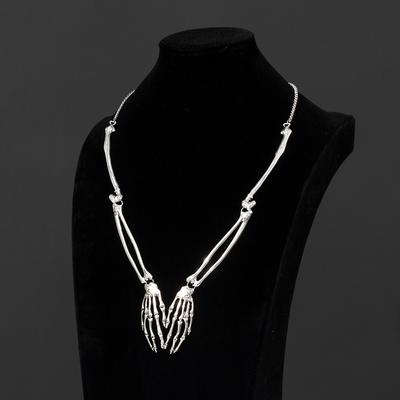 Náhrdelníky a přívěsky – Náhrdelníky