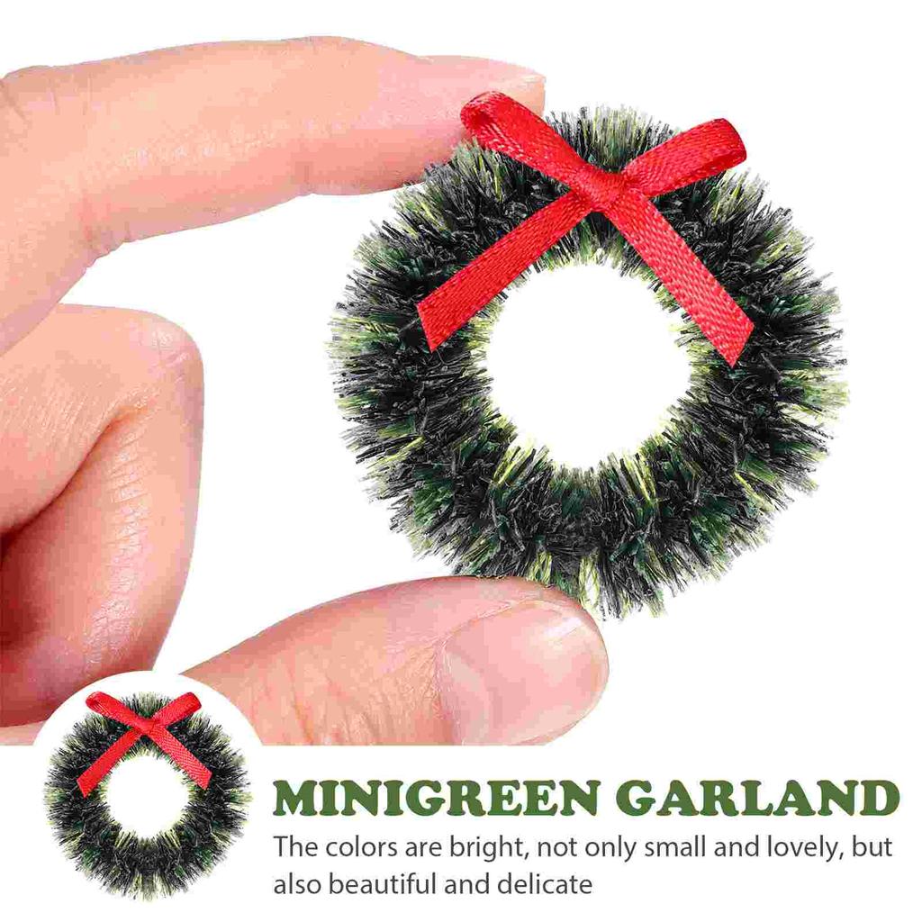 20 Pcs Model Christmas Small Wreath Window Decorations 1 12 Scale Dollhouse Accessories Plastic Mini