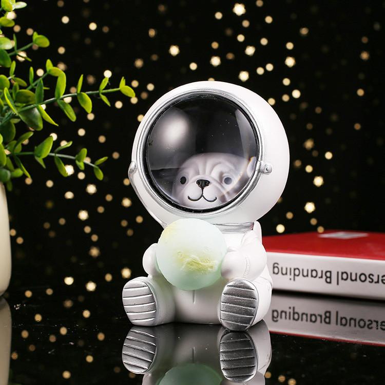 

Lamp Night Button Cell Powered Cartoon Cute Astronauts And Animals Shaped Lights Dogs