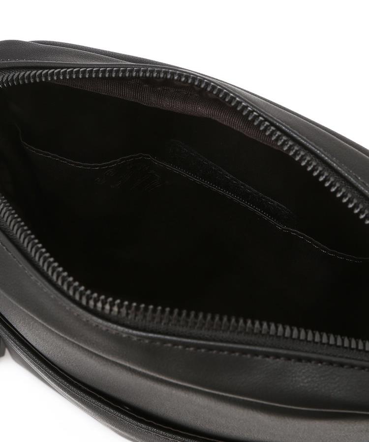Daks Men'S Accessories Black Logo Embellished Leather Crossbody Bag Dbba6F003Bk