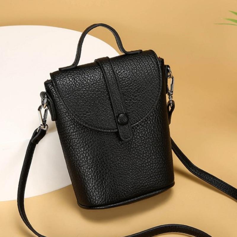 Summer Solid PU Retro Versatile Large Capacity Crossbody Bag 2026 New Advanced Sense Ccise Commute Niche Design Shoulder Bags