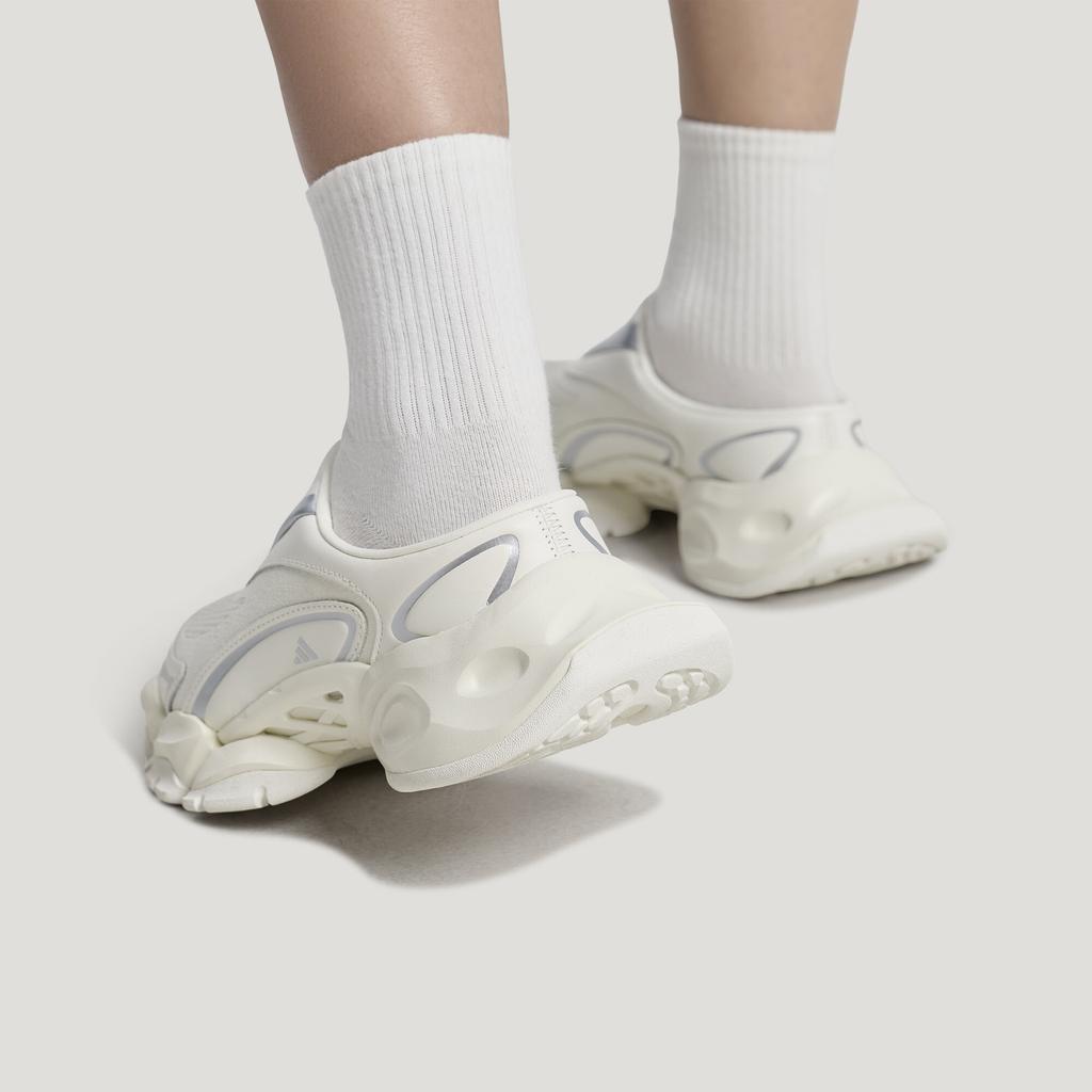 adidas XLG Runner Mule Closed Toe Slippers Unisex White