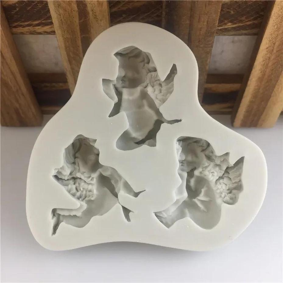 1 Pcs Baby Angel Shaped Silicone Mold Cake Decoration Boy Fondant Cookies Tools 3D Silicone Candy Mold (color Random)