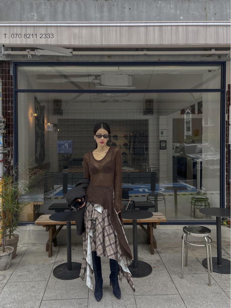 2026 Korean Chic Retro Plaid Asymmetrical Skirt