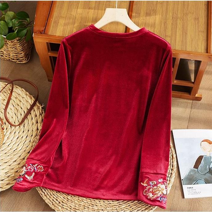 Women's Embroidered Velvet Blouse  Autumn Winter Crew Neck Long-sleeve Velvet T-shirt Solid Color Pullover