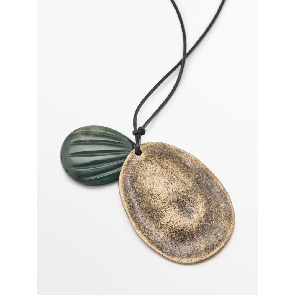 Oval Metal Piece Detail Necklace 04602602303