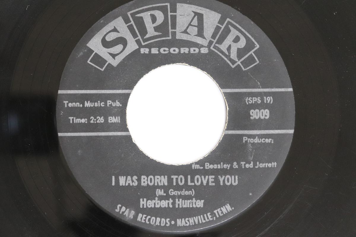 

7inch Record HERBERT HUNTER - I Was Born To Love You / Push Away 9009 SPAR RECORDS 1977 US Soul/Funk Used