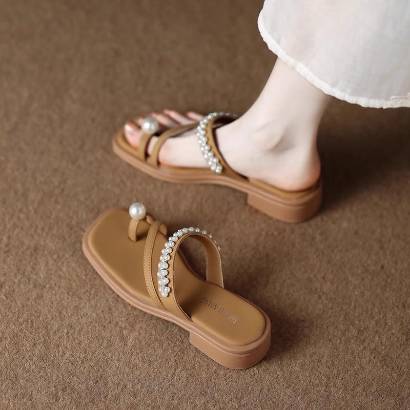 ~ Exquisite Soft-soled Cool Slippers Women's New Summer Wear Fashionable Foreign-style Women's Flat Sandals