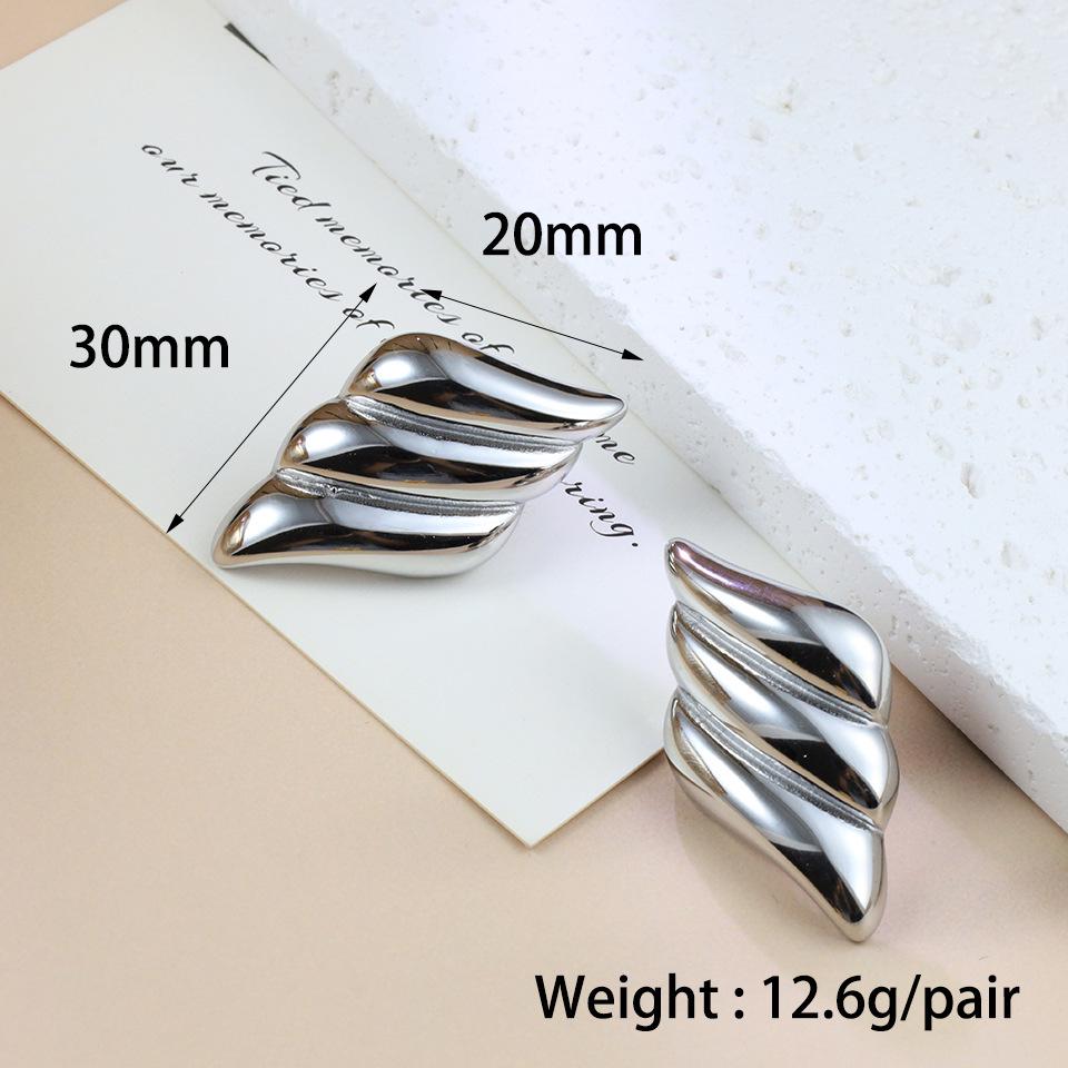 2024 European Style Gold Plated Stainless Steel Wing Earrings