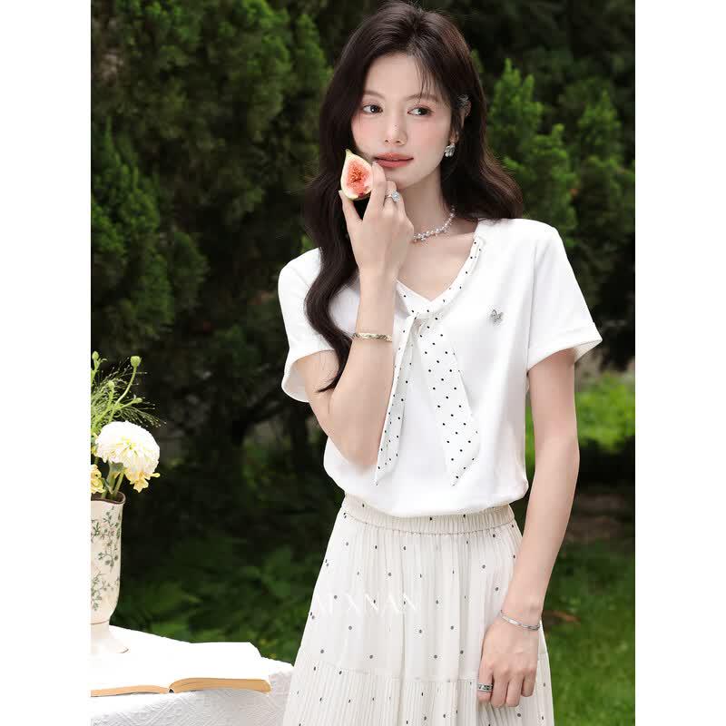 Lu Xiangnan Summer V-Neck Short Sleeve T-Shirt