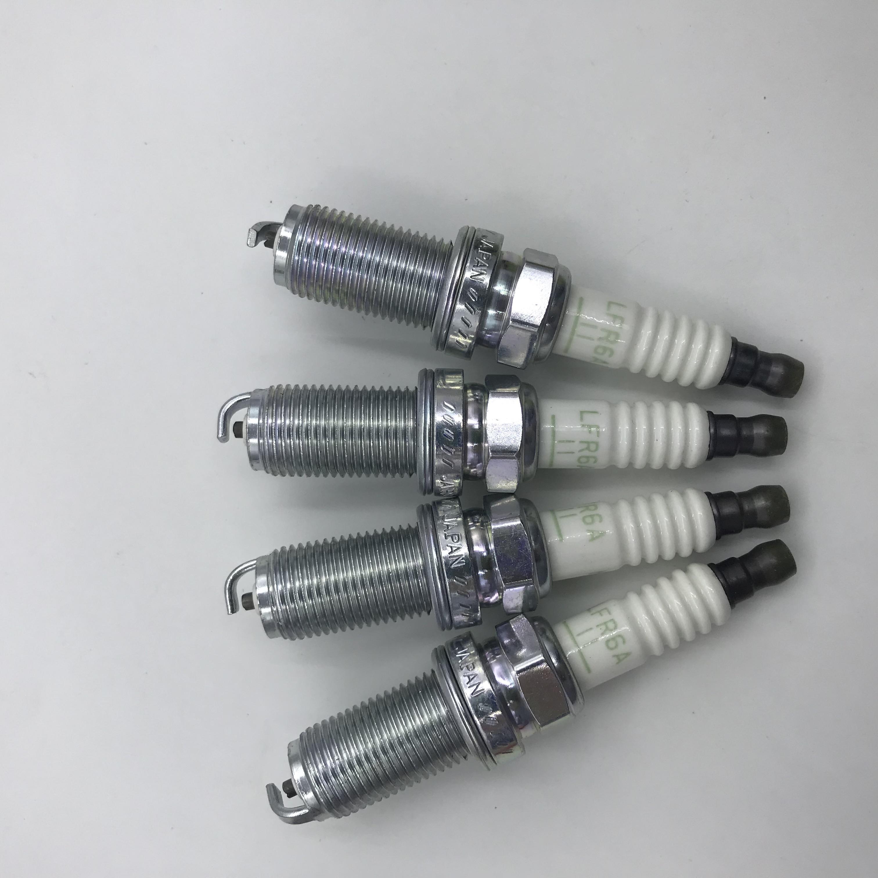 

Высокое качество 22401-8H516 LFR6A-11 4 шт. иридиевые свечи зажигания для Yamaha F115 F225 F250 F300 Nissan Almera Primera 4pcs