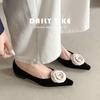 French retro black camellia low-heeled soft-soled single shoes for women's 2025 spring new gentle small fragrant flat shoes