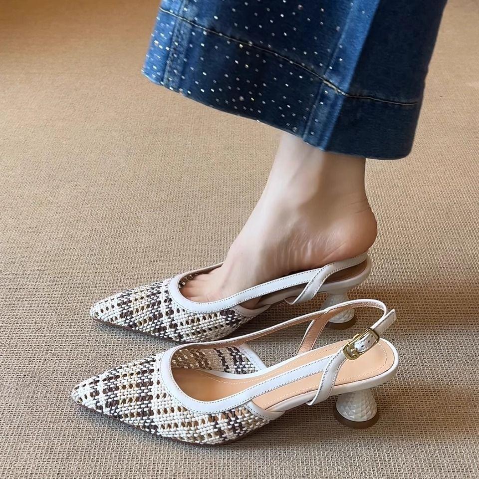 Stylish Hepburn Style Woven Pointed High-heeled Sandals Women's Summer Mesh Foreign Style Niche Thick Heel with Skirt Pointed Single Shoes