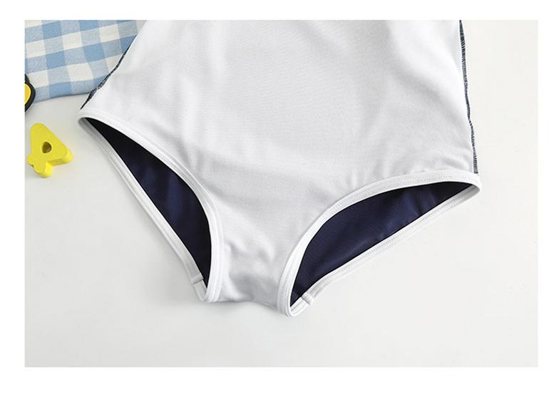 2025 New Style Girls' Long Sleeve Sun Protection One-Piece Swimsuit for Middle & Big Children – High-End Professional Sportswear