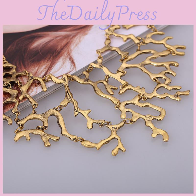 Fashion Solid Color Coral Shaped Women Metal Necklace For Art Deco Fashion Accessories