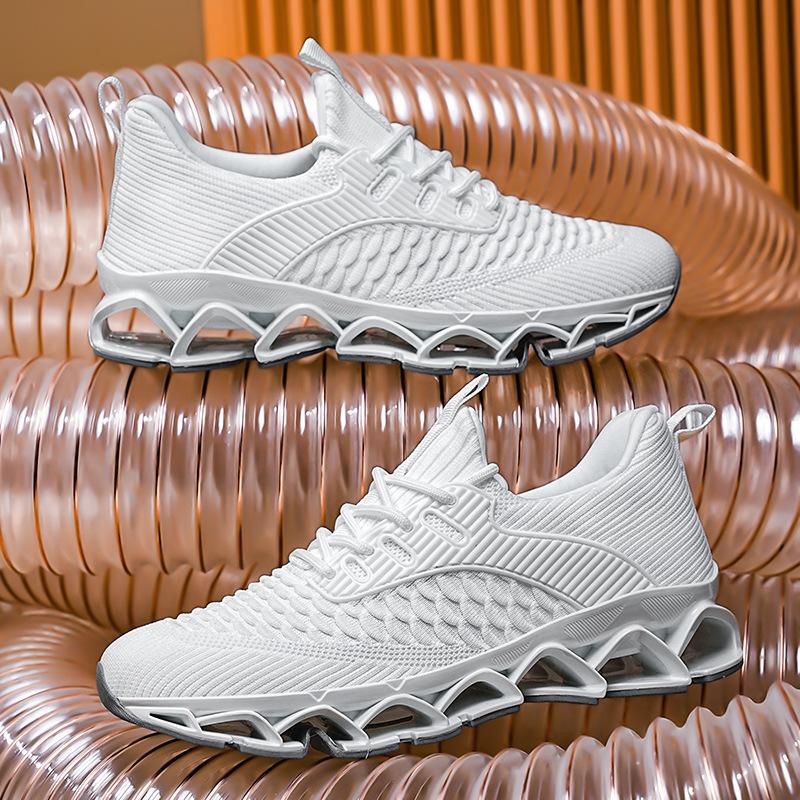 Outdoor men's shoes blade shoes new large size autumn fly-woven mesh student sports and leisure running shoes