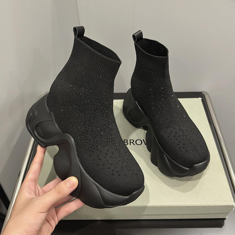 European Medium Tube Socks Women's 2025 Spring and Autumn New Trendy Flying Woven Shoes Versatile Thick-soled Casual High-top Shoes Inner Height-in