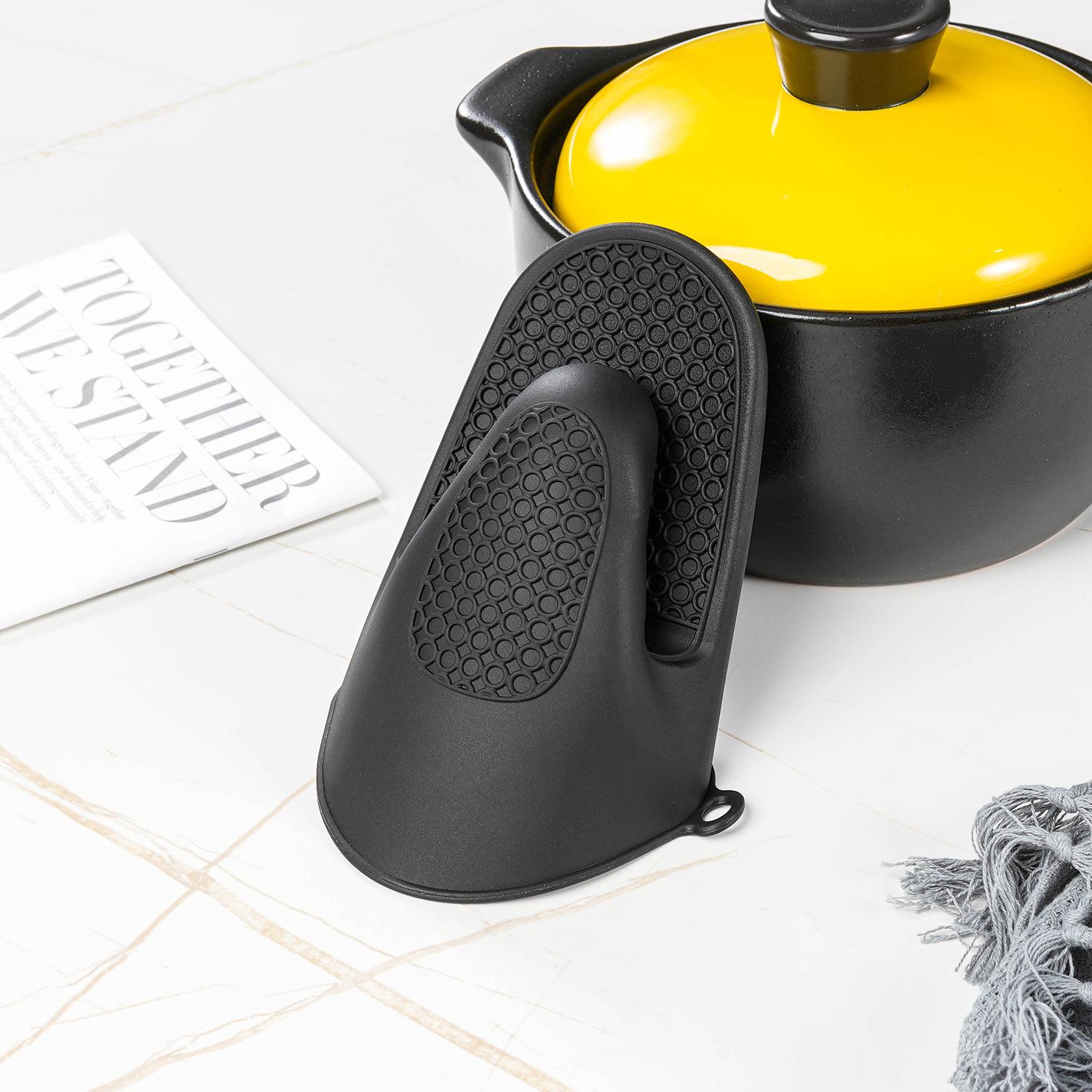 

Утолщенные силиконовые прихватки для выпечки на кухне, предотвращающие ожоги