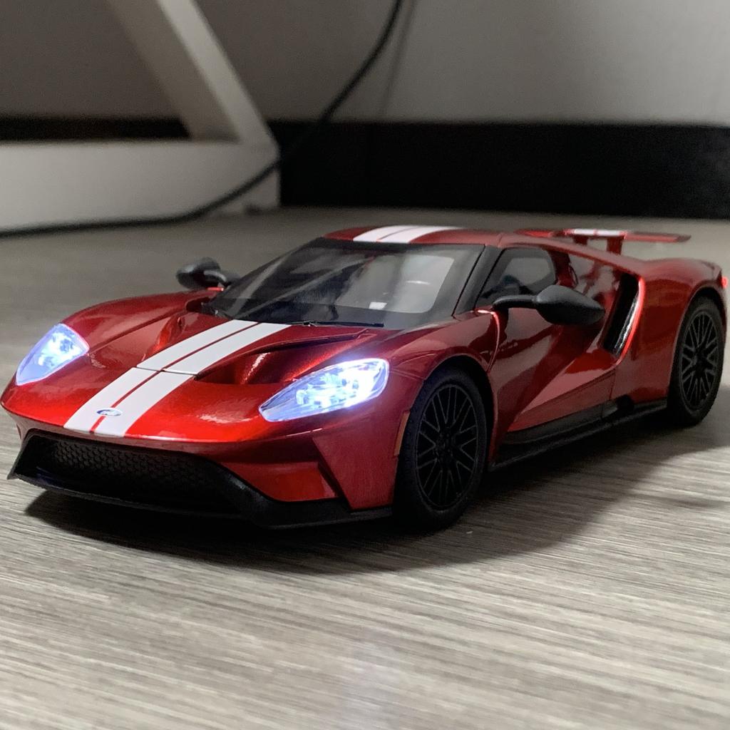 1:24 Ford GT Supercar Diecast Alloy Pull Back Model Car Interior Ornaments & Car Central Control Decor Trendy Living Room Decor