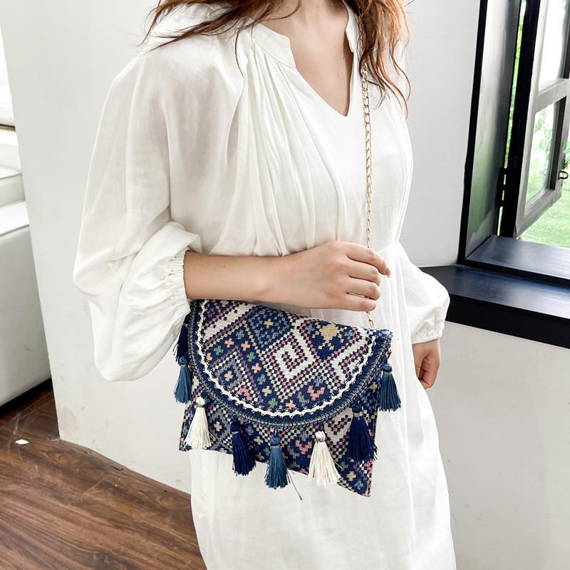 Stylish Colorblock Ethnic Fringe Envelope Bag For Women In Trendy Summer Fashion