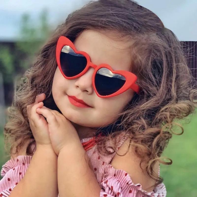 Kids Heart Sunglasses Cartoon Eyewear Vintage Heart-Shaped for Boys Girls 3-9 Years Toddler Sunglasses Outdoor Children Glasses