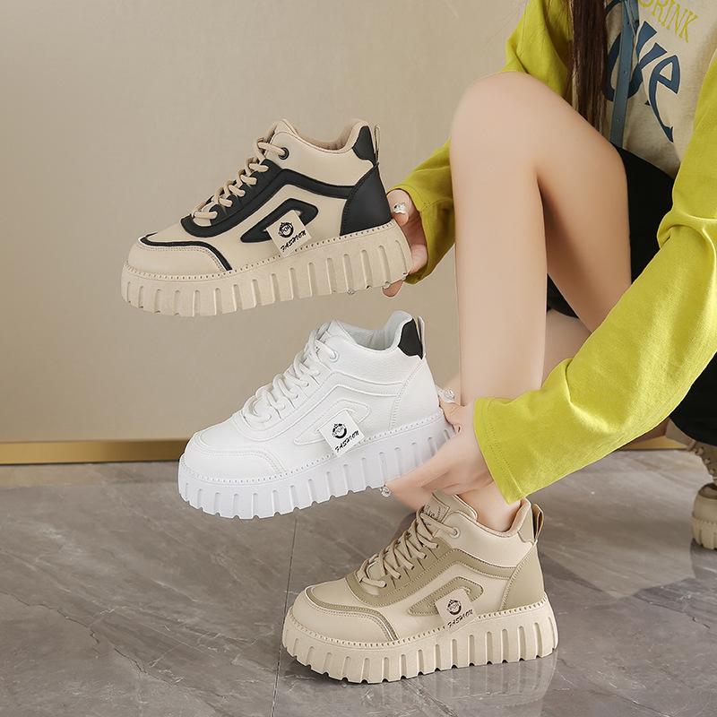 2025 Spring New Breathable High-top Little White Shoes Women's Ins Korean Version Versatile Platform Sports and Leisure Board Shoes Short Boots