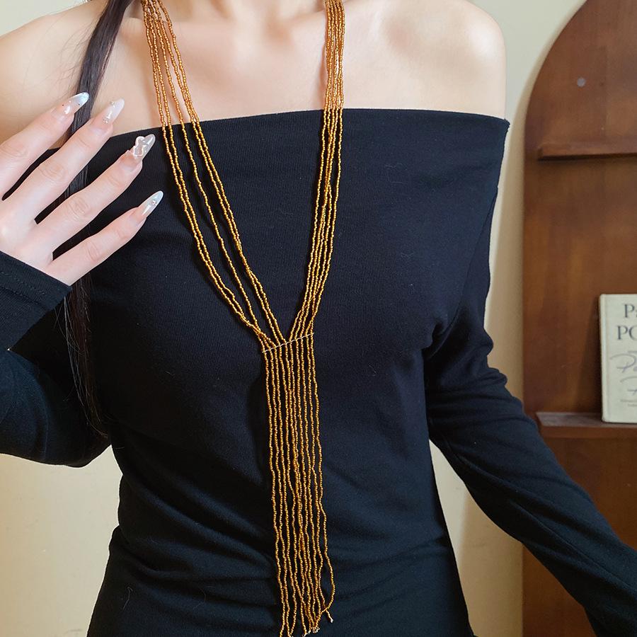 Colorful Glass Bead Multi-Layer Tassel Necklace: Elegant & Versatile Clavicle Chain for Women