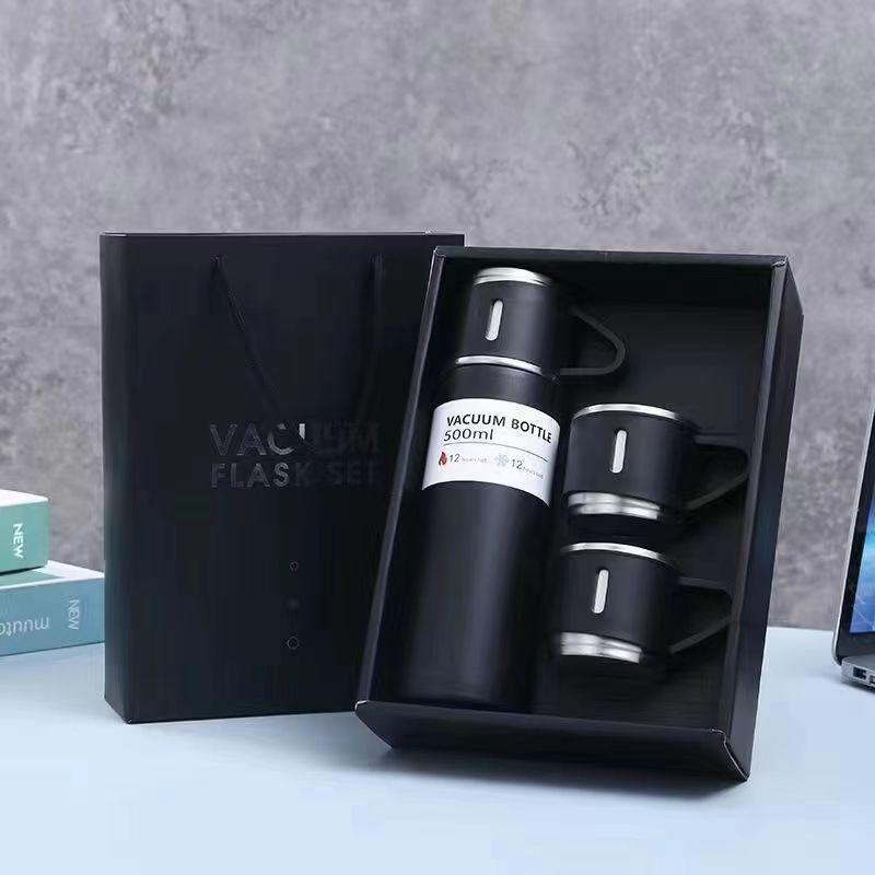 High-Capacity Insulated Stainless Steel Cup with 3 Lids - Children's Premium Gift