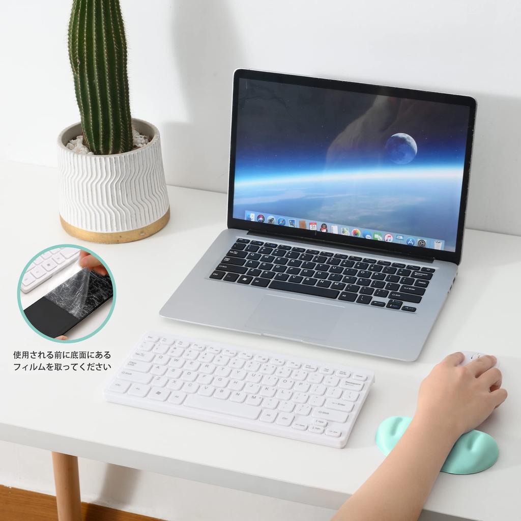 UnivoColors Maus-Handgelenkauflage, Ermüdungsreduzierend, Atmungsaktiv, Nicht-Irritierend, Ergonomisches Design, Weiches Material, Stressabbau, mit Massagelöchern (Licht
