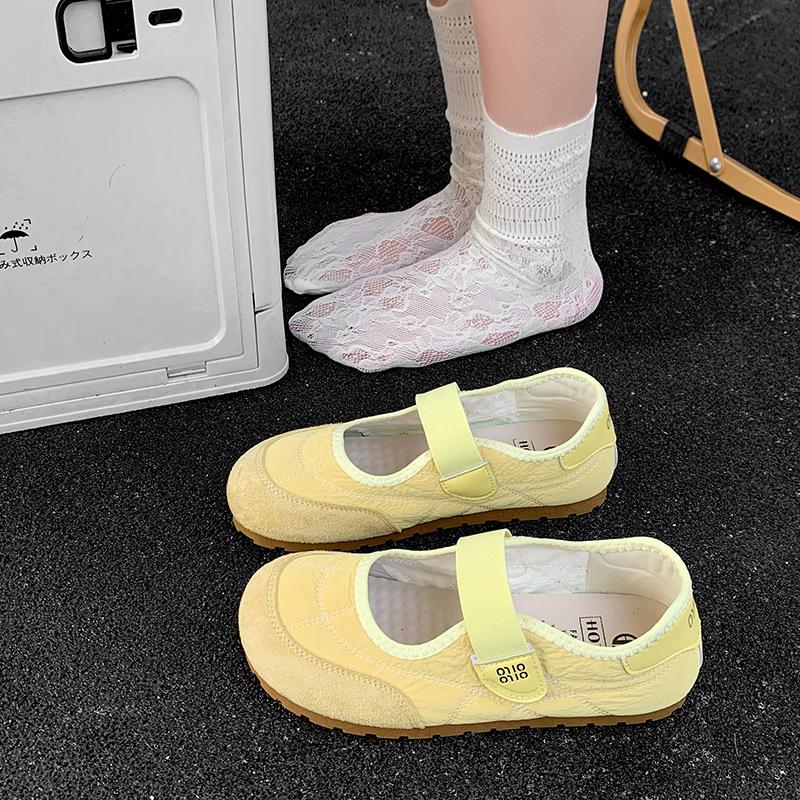 

Velcro German training shoes women s shoes 2025 new popular summer breathable flat-bottomed pregnant women s white shoes sports shoes 40 жёлтый