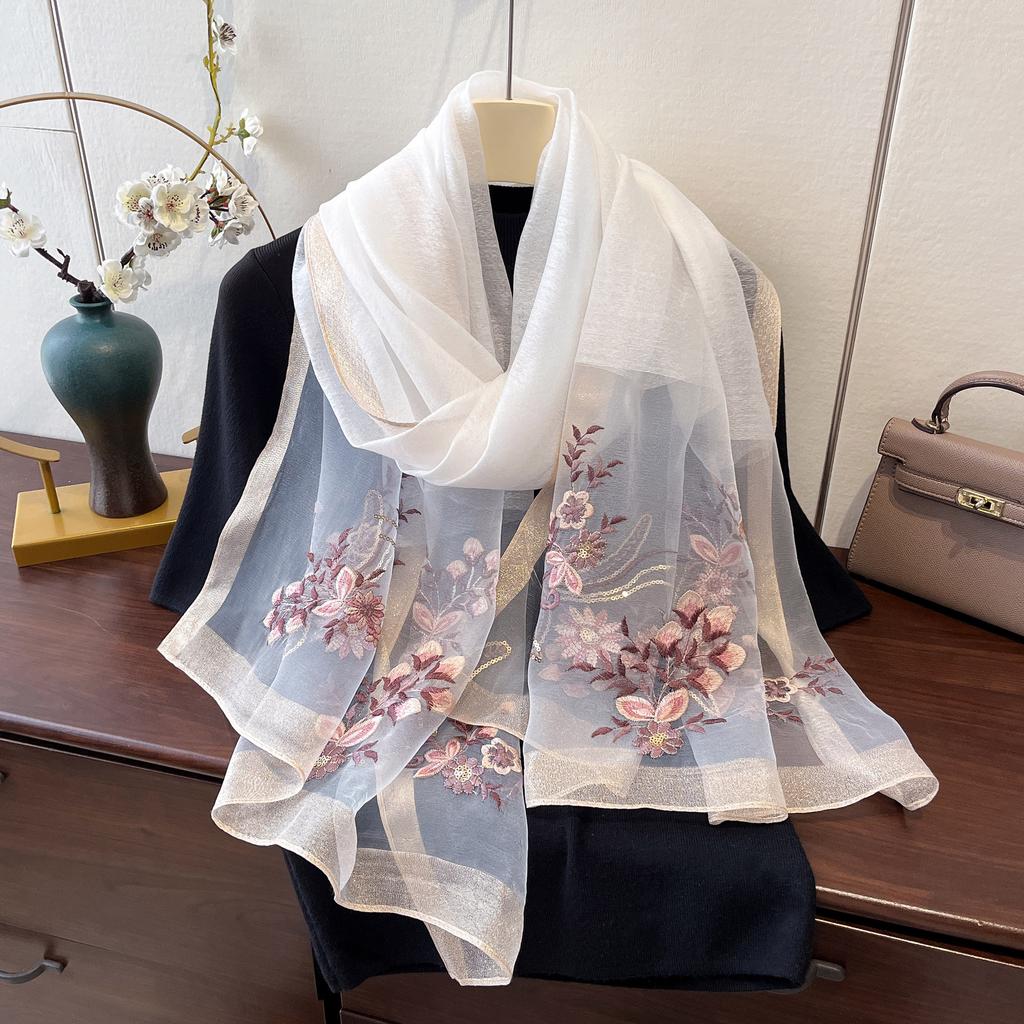 Nová hedvábná vlněná šála Šál do klimatizované místnosti Vnější výšivka pro dámskou jarní a podzimní ochranu krku Hedvábná šála s výšivkou v čínském stylu