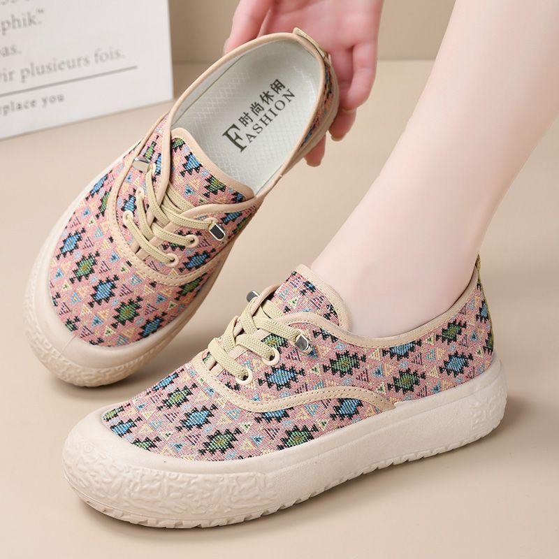 New Shoes Women's Breathable Casual Mom Shoes Non-slip Women's Platform Single Shoes