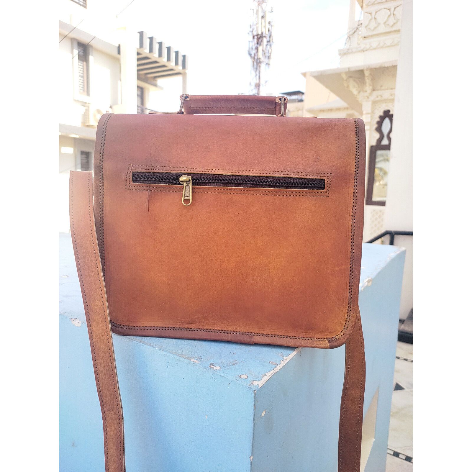 Новая мужская натуральная винтажная коричневая кожаная сумка через плечо для ноутбука — фото 6