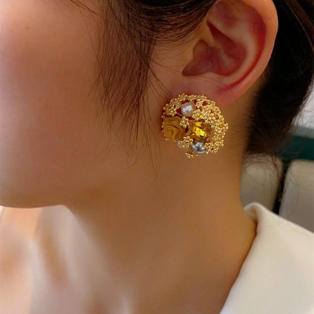 Rhinestone Garland Earrings Exquisite Flower Stud Earrings Fashion Vintage Pearl Earrings  Women