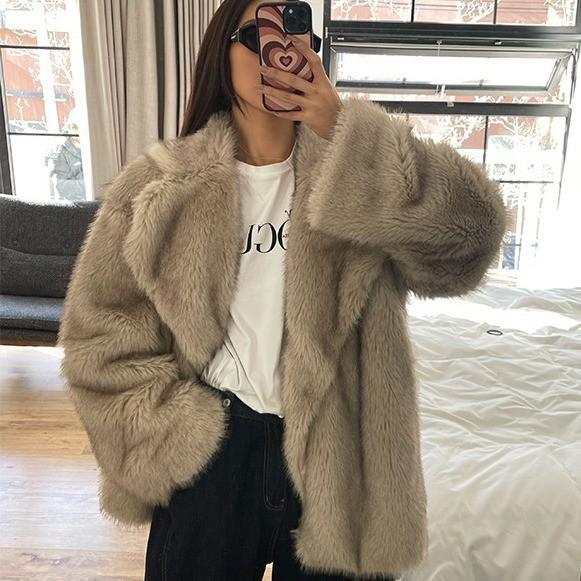 Autumn and winter new thickened imitation fox fur coat medium and long environmentally friendly fur coat women's plush women's light luxury