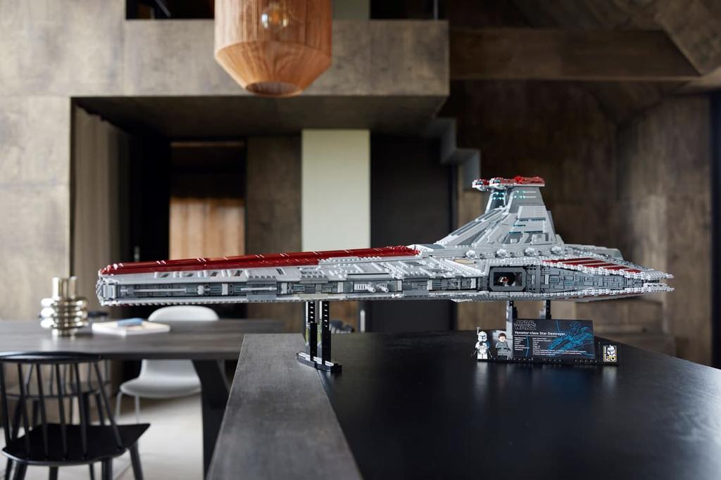 Venator #75367
