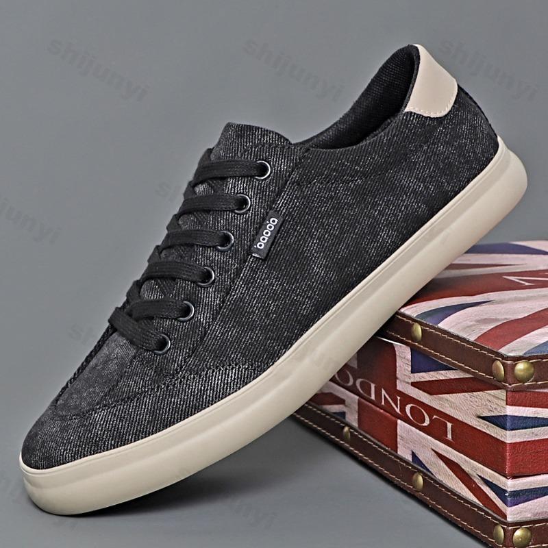 Fashion Mens Casual Shoes Cloth Lace-up Flat Shoes Autumn 2025 New Male Sneakers Luxury Design Canvas Skate Shoes Men Zapatillas Hombre