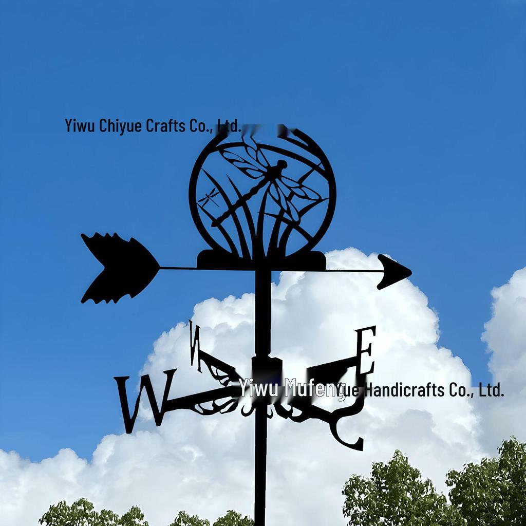 Weather Vane Ornament: Outdoor Wrought Iron Spray-Painted Roof Decoration Metal Craft