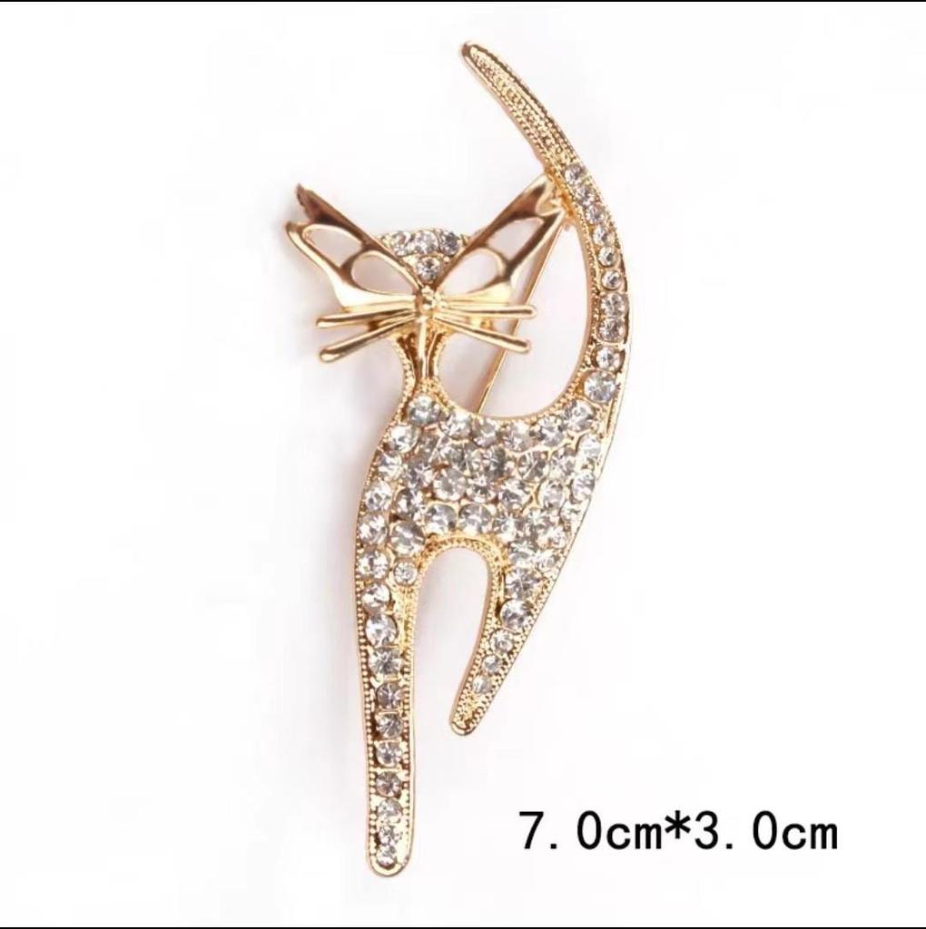 European & American Retro Kitten Rhinestone Brooch with Exquisite Inlaid Diamonds