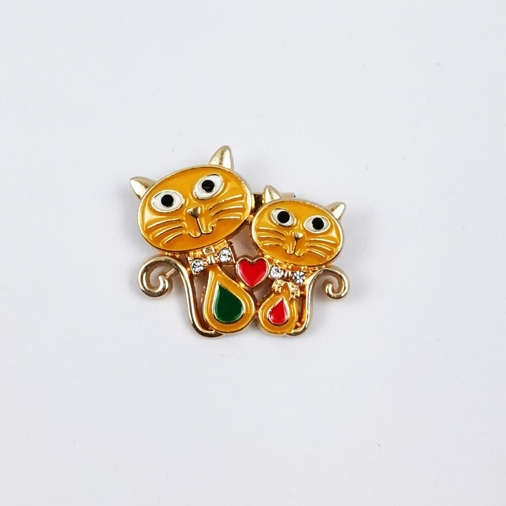Cute Cartoon Cat Couple Brooch Set - Versatile Backpack Badge & Decorative Accessory