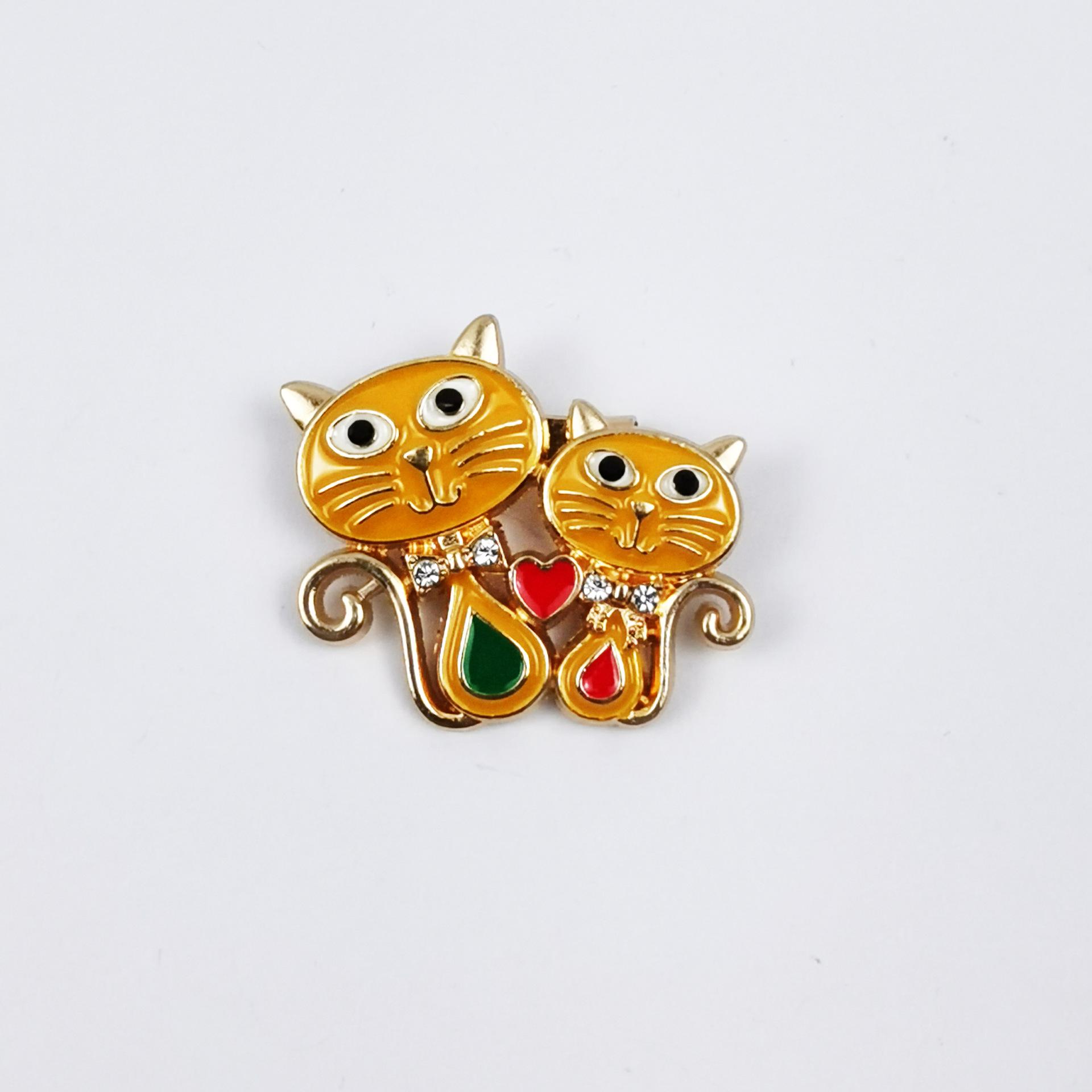 Cute Cartoon Cat Couple Brooch Set - Versatile Backpack Badge & Decorative Accessory